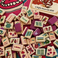 Jeu de Mahjong Tendance en Acrylique Pop Art avec Motif Lèvres, Emballage Boîte Carton Double Couche Durable pour 4 Joueurs, Idéal Fêtes et Famille