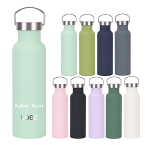 Bouteille isotherme de sport en acier inoxydable à double paroi de 600 ml avec poignée et couvercle à ouverture étroite pour la randonnée et l'escalade – Vente en gros - Product Image 1