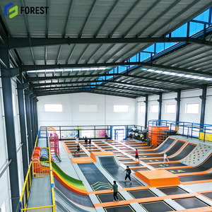 Arena de Trampolines con Estructura de Acero, Centro de Actividades Resistente, Duradero, Impermeable, Paneles Solares Integrados - Product Image 1