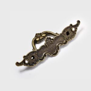 European Style Zinc Alloy Drawer Handle <b>Antique</b> Bronze 109mm Novelty Shape Easy Installation - Product Image 2