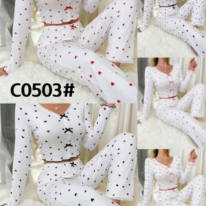 Vêtements d'intérieur tendance transfrontalière à manches longues et ourlet roulé, pyjamas de style européen et américain à motif cœur, pour femmes - Product Image 4