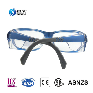 Xiamen Factory Lunettes de sécurité anti-buée Boucliers latéraux pour lunettes de <span class=keywords><strong>prescription</strong></span> Lentille transparente, lentilles en polycarbonate résistant aux rayures - Product Image 5