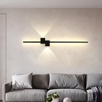Applique murale LED linéaire moderne à double grille en aluminium, idéale pour la décoration d'éclairage d'ambiance de chambre et de canapé