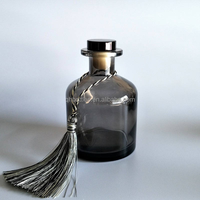 Bouteille diffuseur de parfum pour voiture en verre transparent noir mat ambre 150 ml 200 ml avec bouchon en verre et accessoire pour cosmétiques