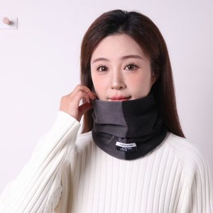 Calentador de cuello con bloques de color para mujer, bufanda cálida con diseño de empalme, cubre rostro, a prueba de viento, accesorio de invierno, 24 cm de ancho - Product Image 2