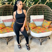 Ensemble 2 pièces de sport 2026 pour femme : Legging de yoga rayé couleur chair et pantalon de fitness pour la course et le fitness