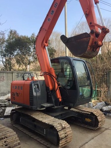 Mini-excavatrice sur chenilles Hitachi ZX70 d'occasion, 7 tonnes, importée du Japon, excavatrice robuste avec accessoire de pincement, certifiée CE - Product Image 1