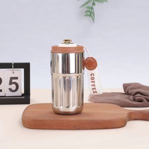 แก้วกาแฟอัจฉริยะสแตนเลส Xj20 แบบสองชั้นสุญญากาศ สำหรับรถยนต์ เก็บความร้อน ความเย็น ใช้ได้ทั้งกีฬากลางแจ้ง พกพาสะดวก เหมาะสำหรับการเดินทาง - Product Image 5