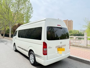 Toyota Hiace, transmission automatique, usage non commercial, 13 places, <span class=keywords><strong>peinture</strong></span> et <span class=keywords><strong>carrosserie</strong></span> d'origine, excellent état - Product Image 2