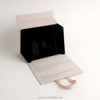 Boîtes cadeaux pour festivals, boîtes d'emballage créatives à poignée, boîtes de présentation magnétiques, designs uniques de boîtes à parfum pour une présentation haut de gamme