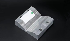 자산 관리를위한 금속 <span class=keywords><strong>RFID</strong></span> 태그에 Led 라이트 라벨이있는 패시브 <span class=keywords><strong>Uhf</strong></span> <span class=keywords><strong>RFID</strong></span> 안티 메탈 - Product Image 3