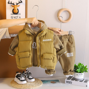 Élégant Nouveau À La Mode Garçons Casual Hiver Outfit Trois Pièces Ensemble Épaissi Chaud Bébé Polaire <span class=keywords><strong>Gilet</strong></span> Lettre En Gros Enfants - Product Image 4