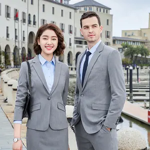 男性と女性のスーツ高級フォーマルプロ