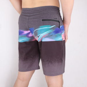 Short de bain décontracté gris pour homme à imprimé abstrait, séchage rapide, cordon de serrage, taille mi-haute, longueur Bermuda, imprimé par sublimation - Product Image 2
