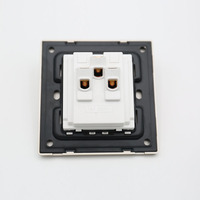 Prise murale industrielle universelle 16A 250V multi-prises 5 broches avec port USB, anti-inflammable, IP22, pour marché d'Afrique du Sud-Est