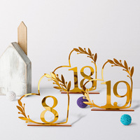 Goldene Acryl-Tischnummern für Hochzeiten und Feiern, Moderne Tischkarten für Empfänge und Geburtstage, Stilvolle Hochzeitsdekoration
