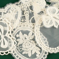 En gros, patchs en dentelle brodés 100% Polyester écologiques, motifs mignons de dessins animés, nœuds et cœurs, à coudre, pour sacs et vêtements