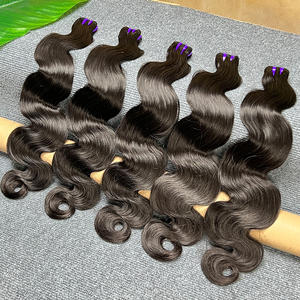 Vendeur <span class=keywords><strong>de</strong></span> Cheveux Humains Vierges Bruts <span class=keywords><strong>de</strong></span> Qualité 10A 12A en Gros, Bundles Body Wave Cambodgiens à Cuticules Alignées - Product Image 4