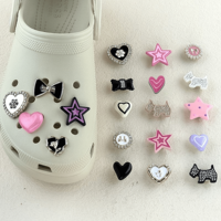 Nouvel arrivage de sabots en acrylique breloques de chaussures mignon transparent gelée coeur étoile perle diamant accessoires étincelants carte personnalisée en vrac