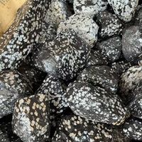 Vente en gros de flocon de neige naturel pur de haute qualité obsidienne pierre brute agate ornements spécimen de pierres minéraux rares cristal artisanat