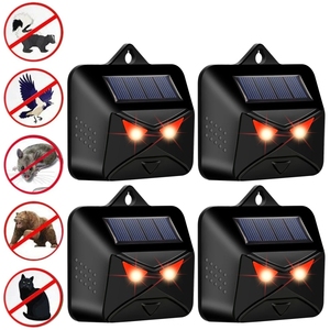 Paquete de 4 repelentes de animales <span class=keywords><strong>nocturnos</strong></span> solares para exteriores, repelente de <span class=keywords><strong>depredadores</strong></span> con luces rojas, repelente de perros de animales salvajes impermeable - Product Image 1