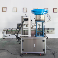 Macchina Automatica a Quattro Ruote per Tappatura Barattoli in Vetro, Tappatrice per Bottiglie in Vetro e Plastica con Alimentatore Vibrante ed Elevatore