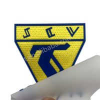 Impression de tissu Tatami personnalisé logo en silicone gaufré en 3D étiquette en caoutchouc par transfert de chaleur pour vêtement rouleau carré