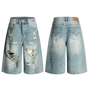 Shorts en jean pour homme personnalisés, effet vieilli, déchirés, bleu clair, style streetwear, coupe oversize et ample à jambe large - Product Image 2