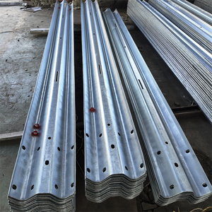 מעקה בטיחות מסוג W לכביש מהיר, גודל סטנדרטי 4320 מ\\\"מ אורך, לבניית כביש מהיר - Product Image 2