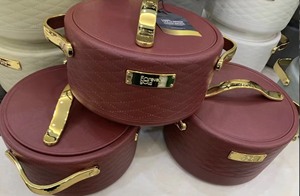 Juego de Recipientes Térmicos Aislados con Diseño Acolchado de Lujo, 1.5L 2L 2.5L, Olla Térmica con Plato de Metal Dorado para Regalo de Boda - Product Image 6