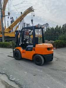 Montacargas Usado de 3 Toneladas TCM para Japón, Motor Diésel, Desplazador Lateral - Product Image 3