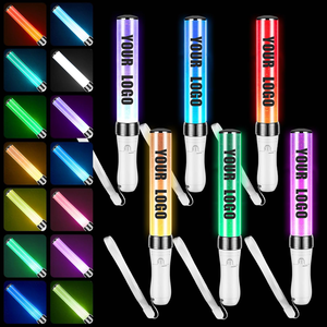 Bâton lumineux portable promotionnel 0717 avec télécommande, 15 couleurs, lumière centrale, ambiance de fête, logo personnalisé - Product Image 2