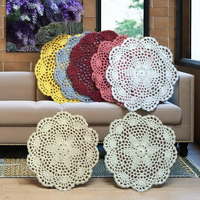 Napperon rond moderne et élégant, crocheté à la main, écologique, pour la décoration de table à thé et ensemble de dessous-de-verre, design artisanal