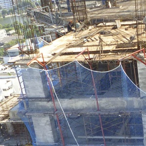 <span class=keywords><strong>Red</strong></span> <span class=keywords><strong>de</strong></span> <span class=keywords><strong>seguridad</strong></span> <span class=keywords><strong>de</strong></span> protección contra caídas <span class=keywords><strong>de</strong></span> trabajo <span class=keywords><strong>de</strong></span> altura <span class=keywords><strong>de</strong></span> 5*5cm <span class=keywords><strong>de</strong></span> PP personalizada - Product Image 5