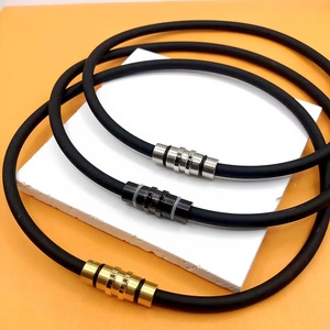 Collier unisexe en silicone à ions négatifs, anti-fatigue, équilibre énergétique, boucle magnétique, collier sportif pour hommes et femmes - Product Image 3