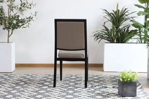 เก้าอี้รับประทานอาหารโครงอะลูมิเนียมดีไซน์ทันสมัย ชุดเก้าอี้ราคาประหยัดสำหรับเชิงพาณิชย์ เหมาะสำหรับโรงแรม ห้องจัดเลี้ยง ร้านอาหาร เฟอร์นิเจอร์กลางแจ้ง - Product Image 5