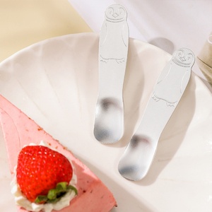 Cuchara de helado de verano con forma de pingüino, producto de aluminio plateado, cuchara con diseño de dibujos animados, par de cucharas para cocina - Product Image 4