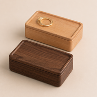 Boîte en bois de noyer personnalisée, boîte cadeau pour bijoux faite à la main avec couvercle, vente en gros, organisateur de bureau haut de gamme