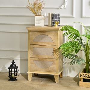 Table de chevet en bois massif de style rustique avec 3 tiroirs pour chambre d'appartement - Product Image 2