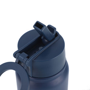 Botella de agua con soporte magnético para teléfono, 800 ml, 27 oz, con pajita, botella de agua aislada al vacío con soporte magnético para celular. - Product Image 3