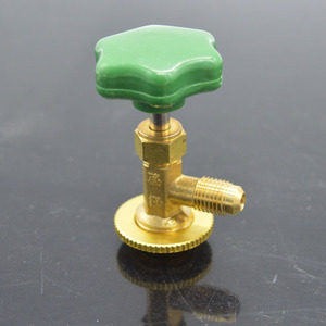วาล์วควบคุมการเข้าออกน้ำยาแอร์ รุ่น CT338 ทำจากทองเหลือง ใช้งานด้วยมือ สำหรับชาร์จน้ำยาแอร์ ใช้กับอะไหล่เครื่องปรับอากาศ สำหรับใช้ในบ้าน - Product Image 1