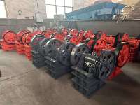Concasseur à mâchoires diesel portable mini PE200*350, 10 tonnes par heure, concasseur mobile pour roche, petit concasseur de pierre