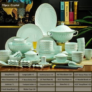Grand ensemble de vaisselle en porcelaine blanche de Jingdezhen, comprenant des bols et des assiettes en porcelaine osseuse, idéal pour cadeau, vente en gros. - Product Image 6