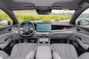 2025 BYD 07DM-I Edición de conducción inteligente 70km Vehículo de nueva energía híbrido enchufable mediano - Product Image 3