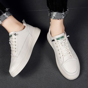 Nouvelles baskets décontractées tendance et polyvalentes 2025 pour hommes, en PU respirant, à lacets, rayées, blanches, version coréenne, pour l'hiver/le printemps - Product Image 3