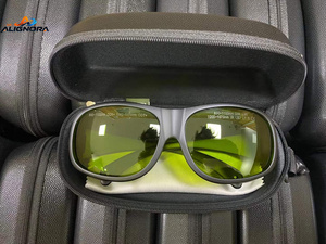Lunettes de sécurité laser pour soudage et découpe au laser à fibre 1064 nm, protection OD6+, prix compétitif, état neuf - Product Image 3