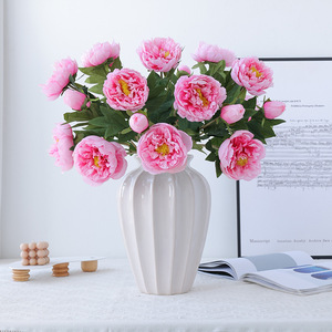 Fleurs de pivoine artificielles en soie à 3 têtes, haute simulation, accessoires de décoration pour mariage et maison - Product Image 1