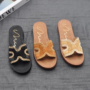 Sandalias Planas <span class=keywords><strong>de</strong></span> <span class=keywords><strong>Playa</strong></span> Casuales <span class=keywords><strong>de</strong></span> <span class=keywords><strong>Marca</strong></span> <span class=keywords><strong>de</strong></span> Lujo para Mujer, con Pedrería, Diseño Transpirable, Tipo <span class=keywords><strong>Chanclas</strong></span> - Product Image 3