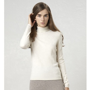 Suéter <span class=keywords><strong>navideño</strong></span> personalizado para <span class=keywords><strong>mujer</strong></span>, suéter ajustado de <span class=keywords><strong>cuello</strong></span> <span class=keywords><strong>alto</strong></span> de Cachemira para <span class=keywords><strong>mujer</strong></span> - Product Image 2