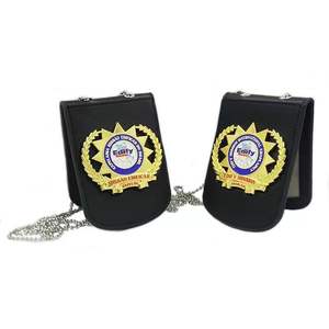 Cina con logo personalizzato in metallo con spilla in morbido smalto duro - Product Image 1